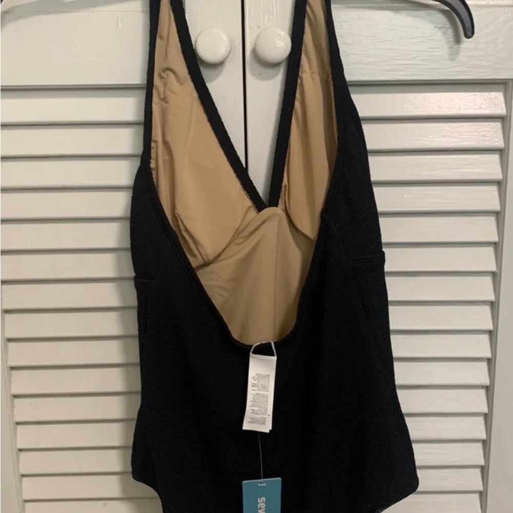 Swimsuit - Picture 5 of 6